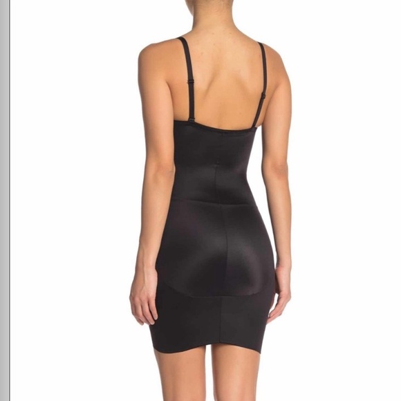 Miraclesuit Black Body Slip Shapewear Size 34B
Tummy Control - Picture 2 of 12